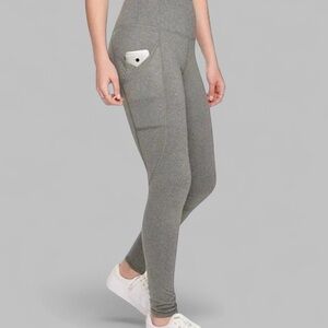 SO Sporty Gray Leggings with Pockets Full Length Small